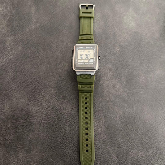 CASIO Wave Ceptor WVA-105H-3AVDF Digital Men's Watch — Japanese