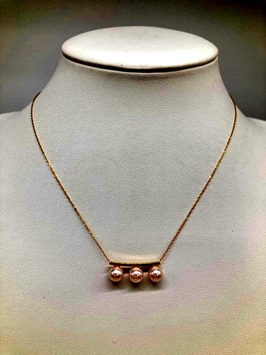 2.5g K18 triple Akoya pearl necklace with three 6.5mm white pearls on adjustable 45cm sliding chain