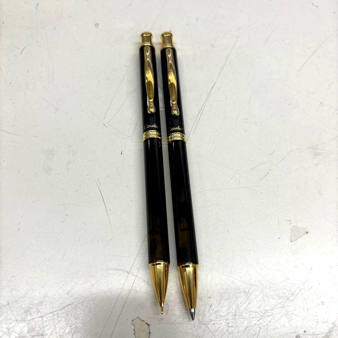 B5490 Pilot Cavalier ballpoint pen and mechanical pencil set in almost unused condition without box