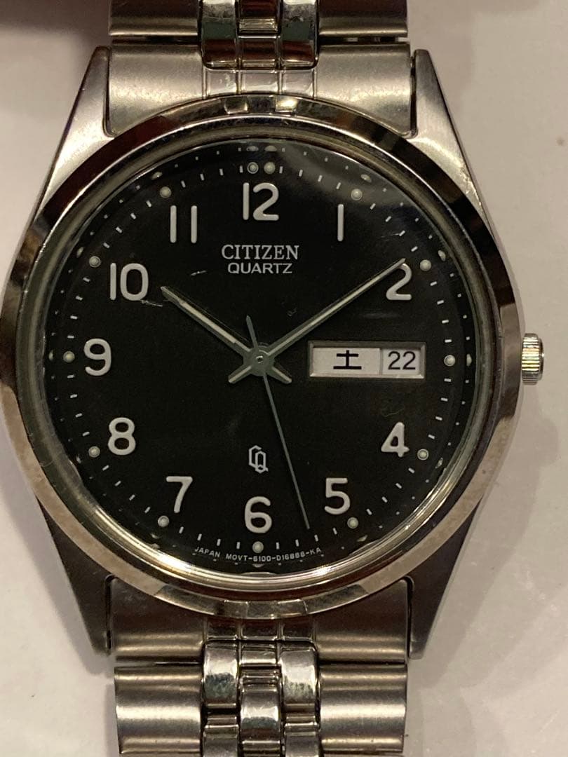 Citizen V157-0BX0 Quartz Men's Watch — Japanese