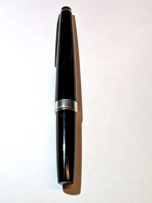PILOT Elite fountain pen with 14K 585 fine nib in black finish