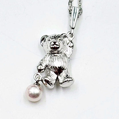 Mikimoto silver Akoya pearl pendant necklace with a bear motif on a 40cm chain
