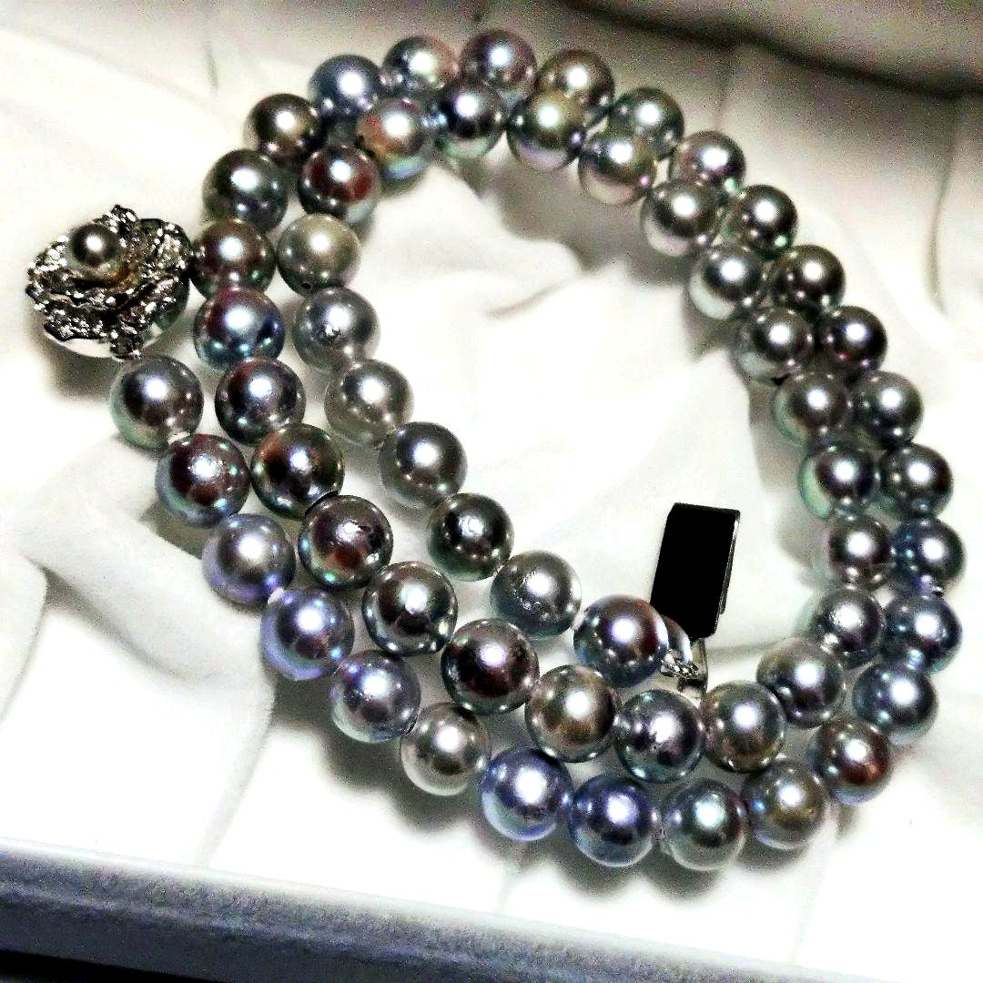 Akoya genuine pearl necklace with 7.5mm blue gray pearls and silver markings