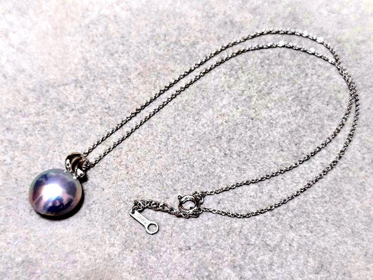 Tasaki Pearl Mabe Pearl necklace with SV925 chain, about 42 centimeters long, pearl top visible