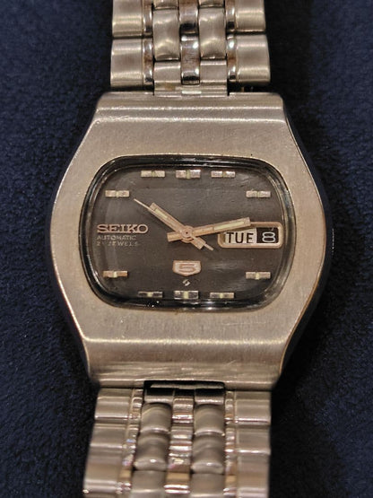 SEIKO 5 Automatic Men's Watch — Japanese