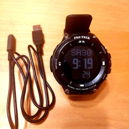 Casio PRO TREK Smartwatch with GPS, altimeter, barometer, compass, and charging cable Japan import