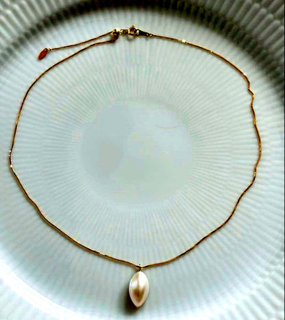 Tasaki K18 Marquise Mabe Pearl Necklace with 2cm pearl and 45cm adjustable 18K gold chain