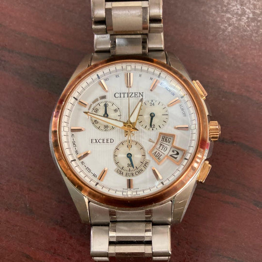 Citizen EBS74-5102 Quartz Men's Watch — Japanese