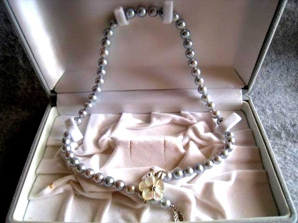 Amber oyster gray Akoya pearls 7.0mm-7.5mm silver necklace 43 cm length