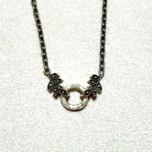 Agete silver necklace with joining ring, Y-shaped design, displayed on white background