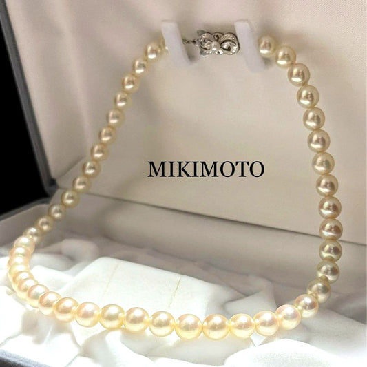 K14WG Mikimoto Akoya Pearl Necklace featuring 7.3-7.8mm high luster round pearls on a 37.5cm chain
