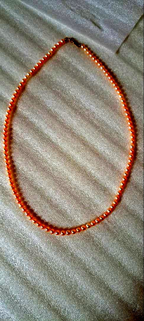 Baby Pearl Necklace K18 with 3.5 to 4 mm pearls on a 42 cm gold chain