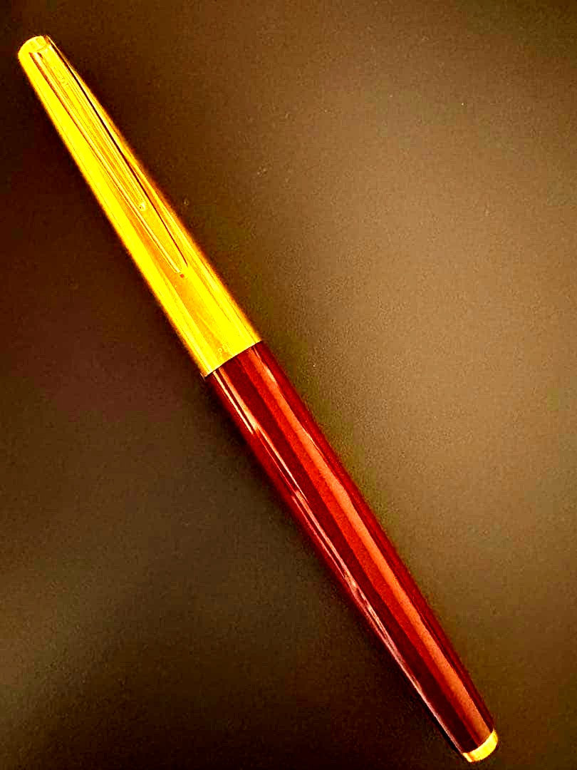 Kiwami 1960s Pilot Pen Super Series with gold cap and special alloy tip, engraved with JIS mark