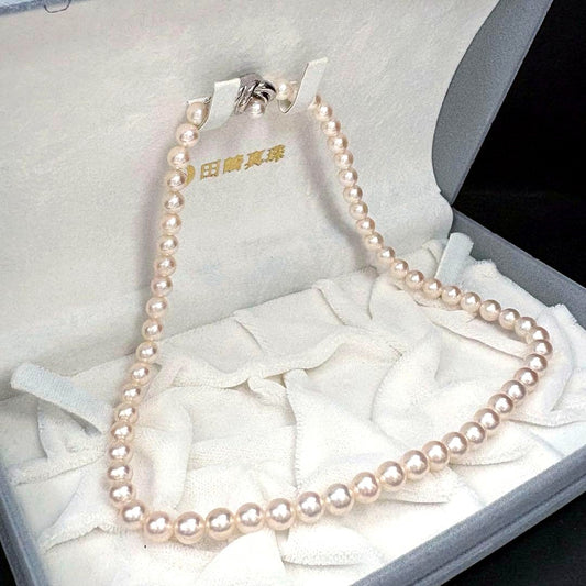 TASAKI Akoya Pearl Necklace with 6-7.3mm pearls measuring about 43 cm in length