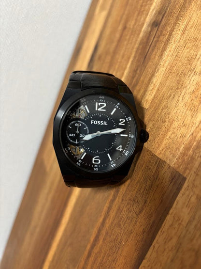 FOSSIL Analog Men's Watch — Japanese
