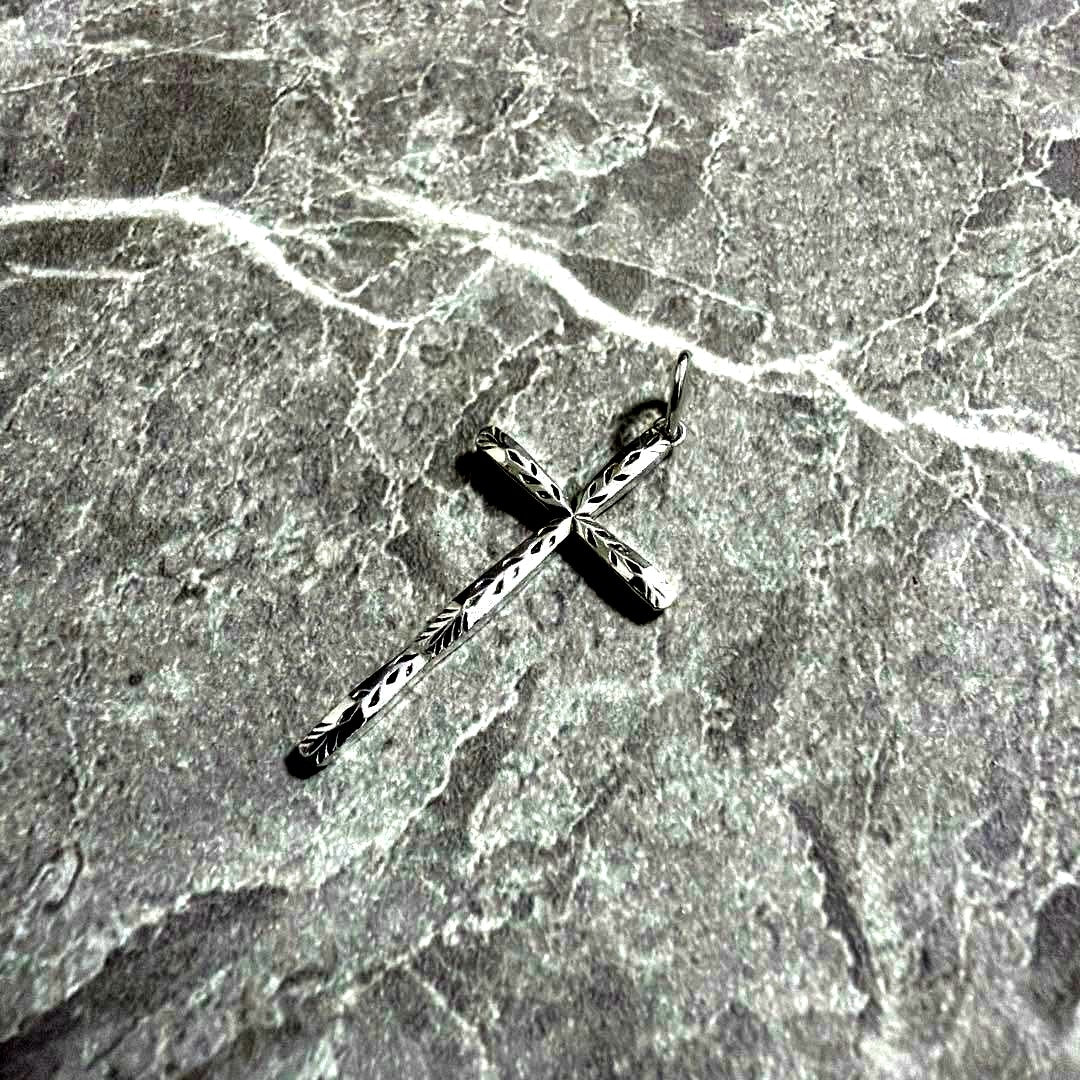 Agete silver 925 cross pendant top with engraving, measuring 2.9 cm length and 1.5 cm width