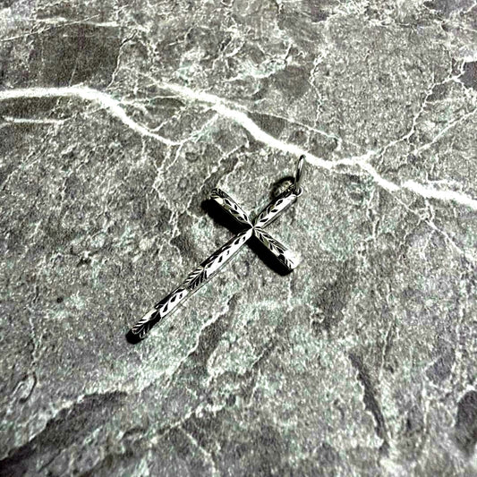 Agete silver 925 cross pendant top with engraving, measuring 2.9 cm length and 1.5 cm width