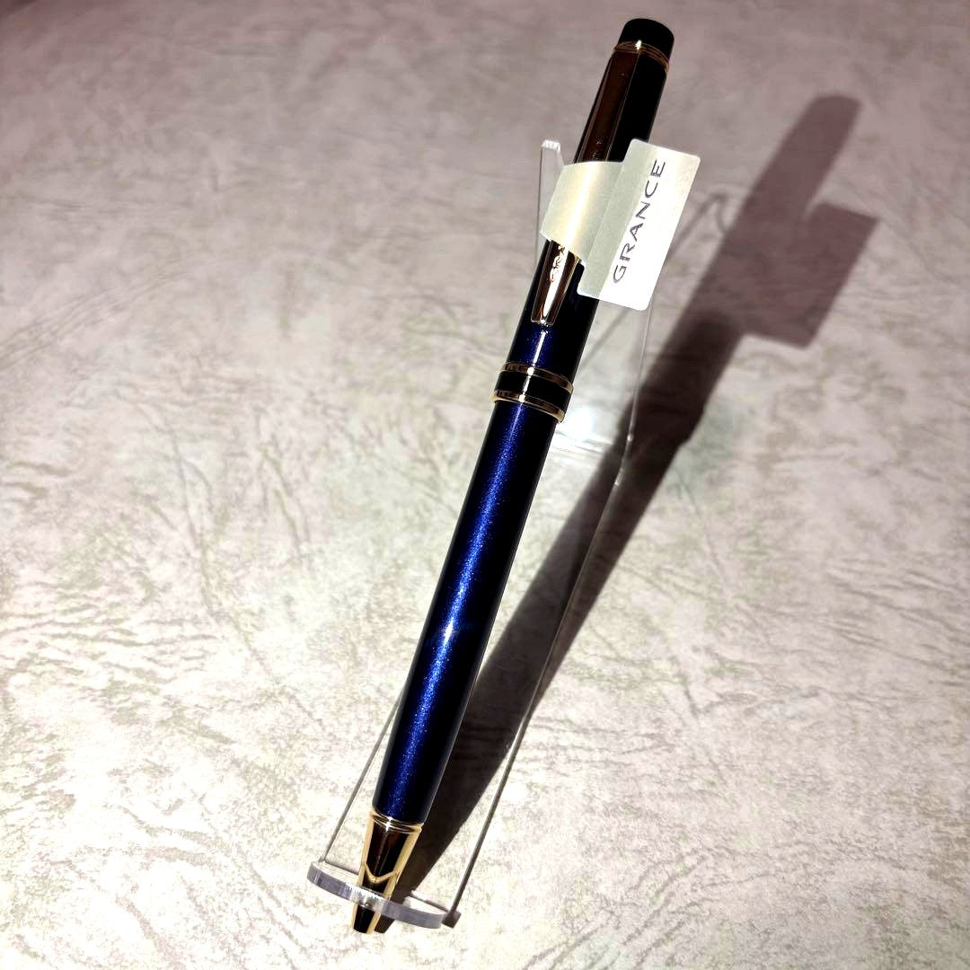 Pilot Ballpoint Pen Grance 0.7mm fine tip in dark blue with black ink, model BGRC-7SR-DL