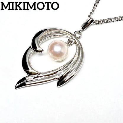 MIKIMOTO pearl necklace pendant with 6.1mm pearl on a 43cm silver chain