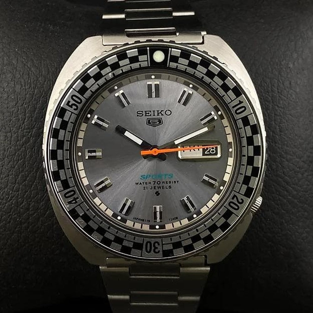 SEIKO LARRY DIVER Automatic Men's Watch — Japanese