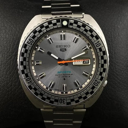 SEIKO LARRY DIVER Automatic Men's Watch — Japanese