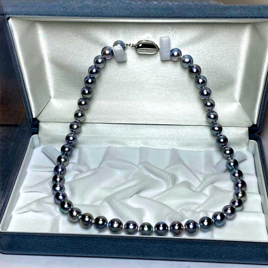 B2227 large Akoya pearl necklace with natural gray pearls sized 8.5-9.0mm, 42 cm length