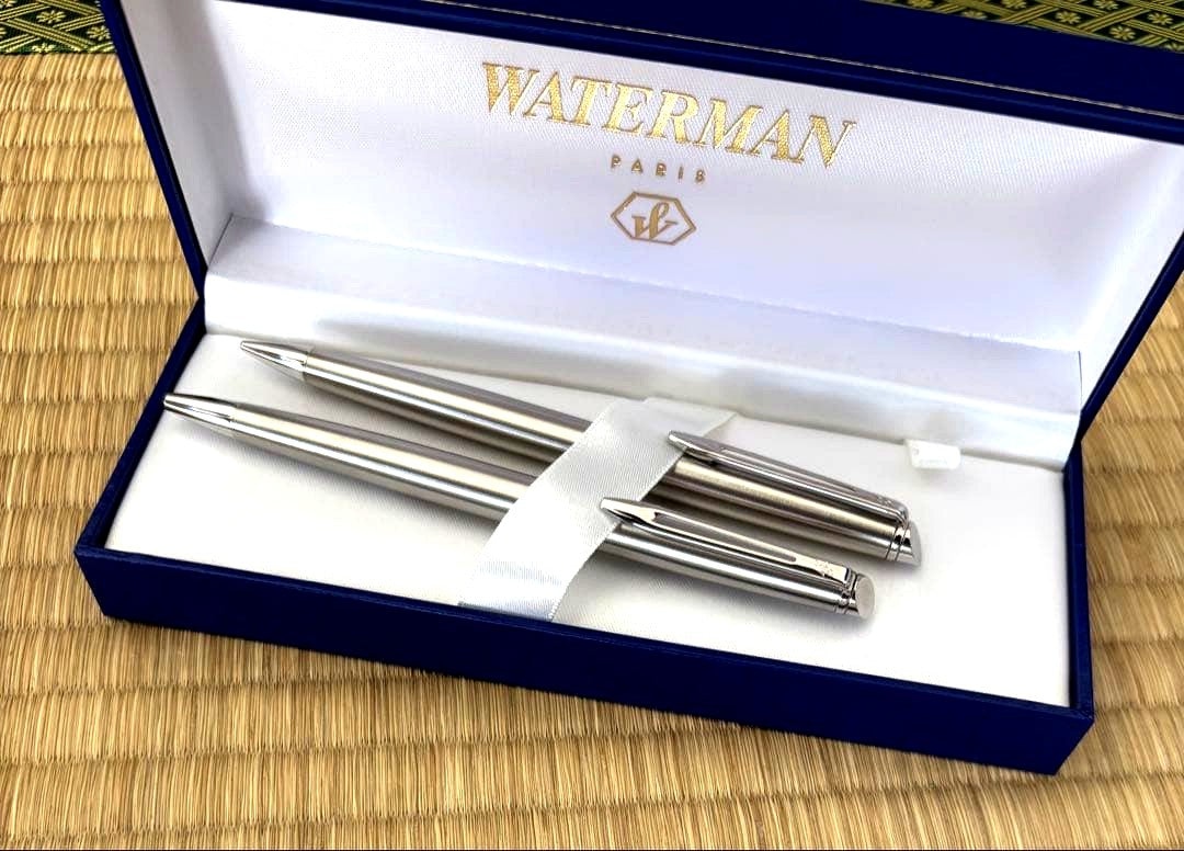 Waterman ballpoint pen and mechanical pencil 2-piece set in silver with blue case and box