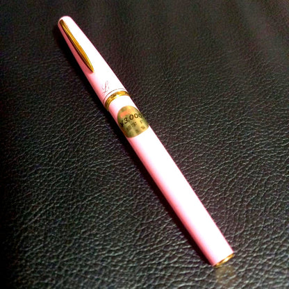 Pilot Lady vintage pink fountain pen H185 with fine 0.2mm nib from the 1980s in beautiful condition