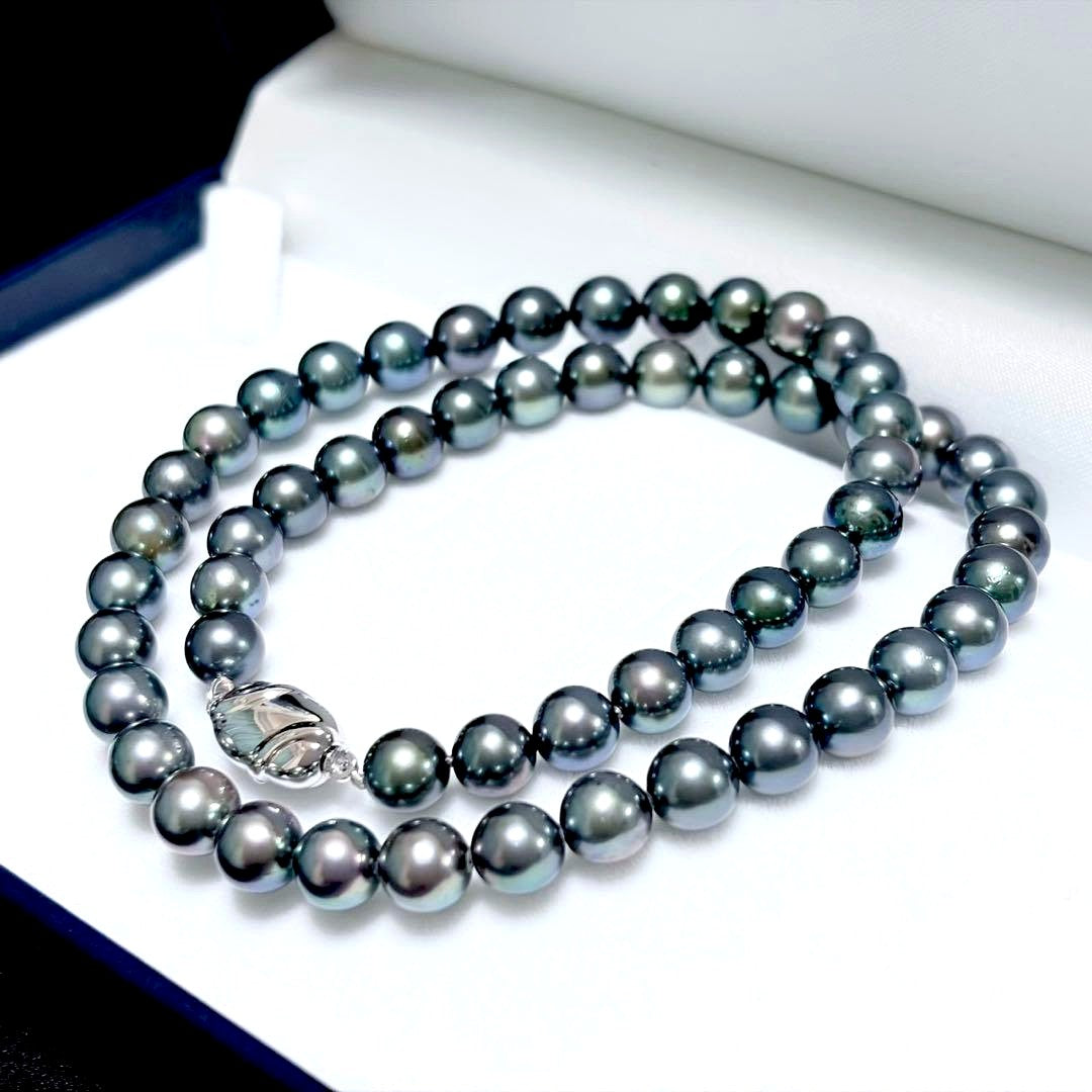 Akoya gray pearl necklace with 7.0-7.5mm pearls and silver clasp, 43.5cm long