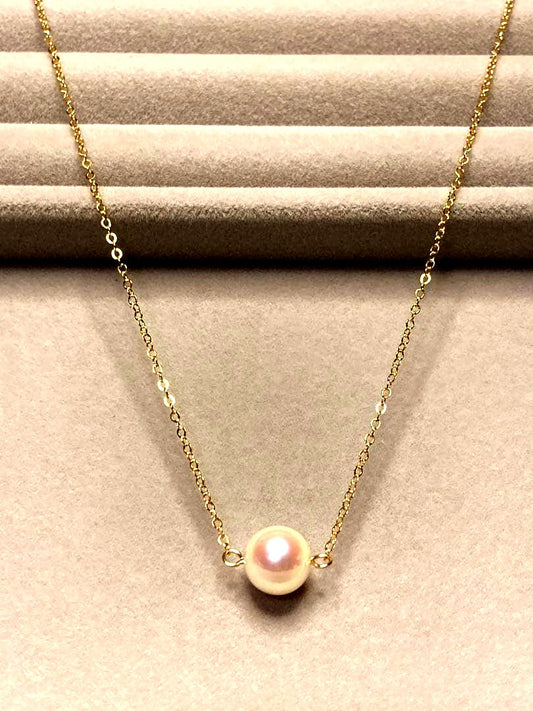 14KGF Akoya pearl necklace featuring a single 8mm pearl on a 42.5cm gold filled chain with clasp and 14K mark