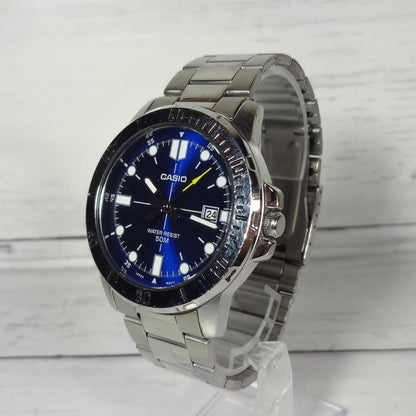 CASIO MTP-VD01 Quartz Men's Watch — Japanese