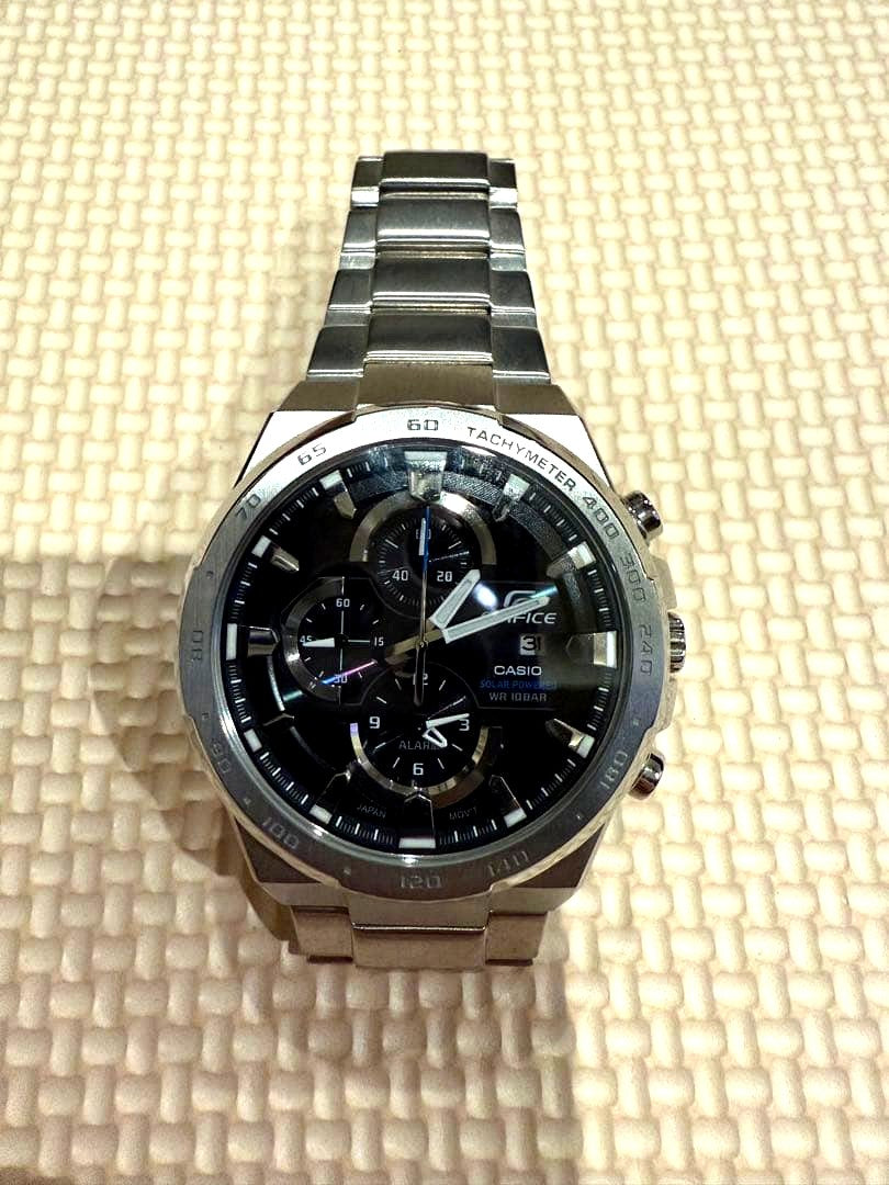 Casio EFR-541 men's wristwatch secondhand non-functional with black dial and stainless steel band