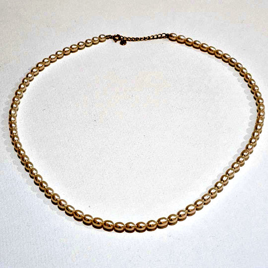 Mikimoto Perlita pearl necklace in 18K yellow gold with 4.1mm pearls, 40cm length, vintage design