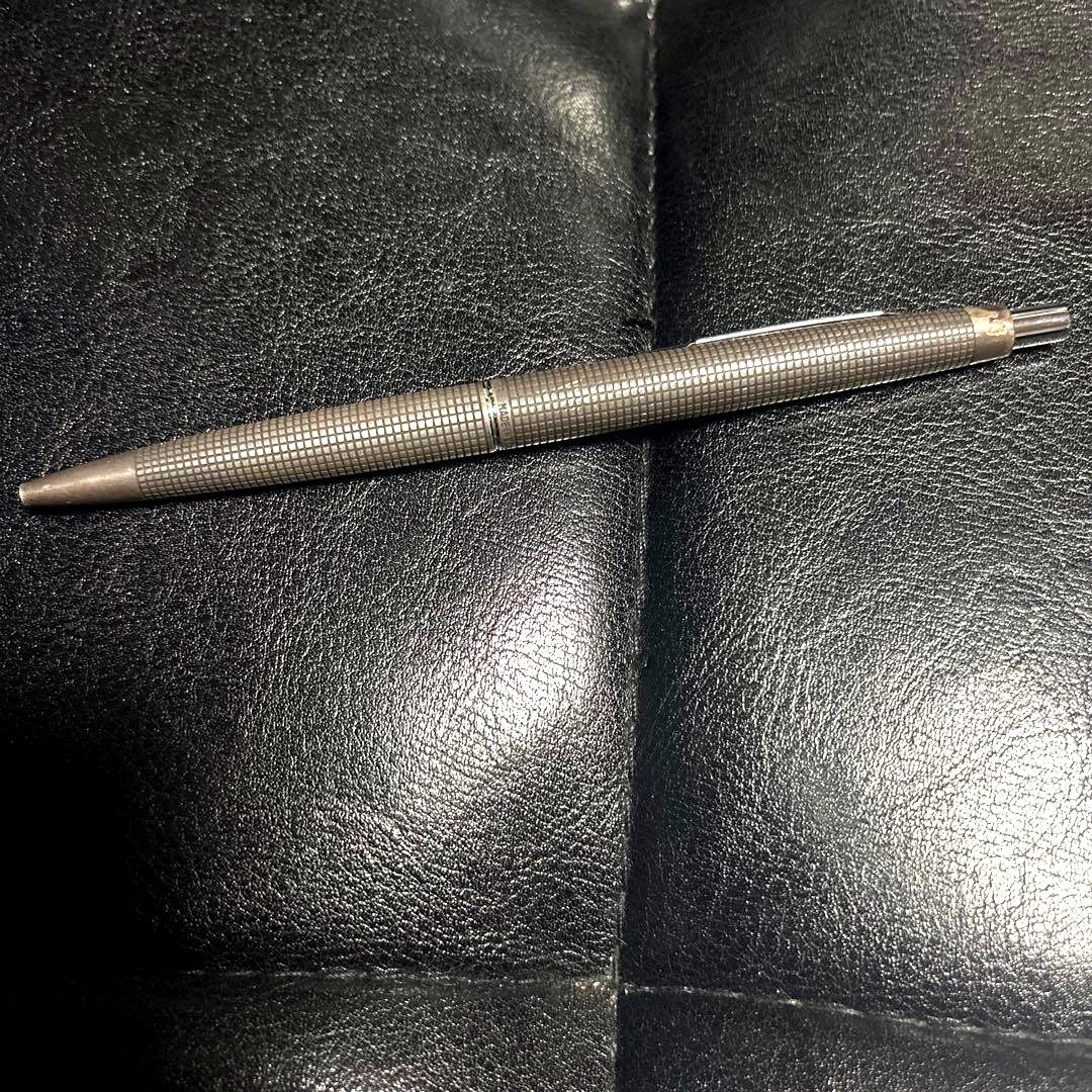 Vintage PILOT sterling silver ballpoint pen featuring Chidori pattern and knock mechanism