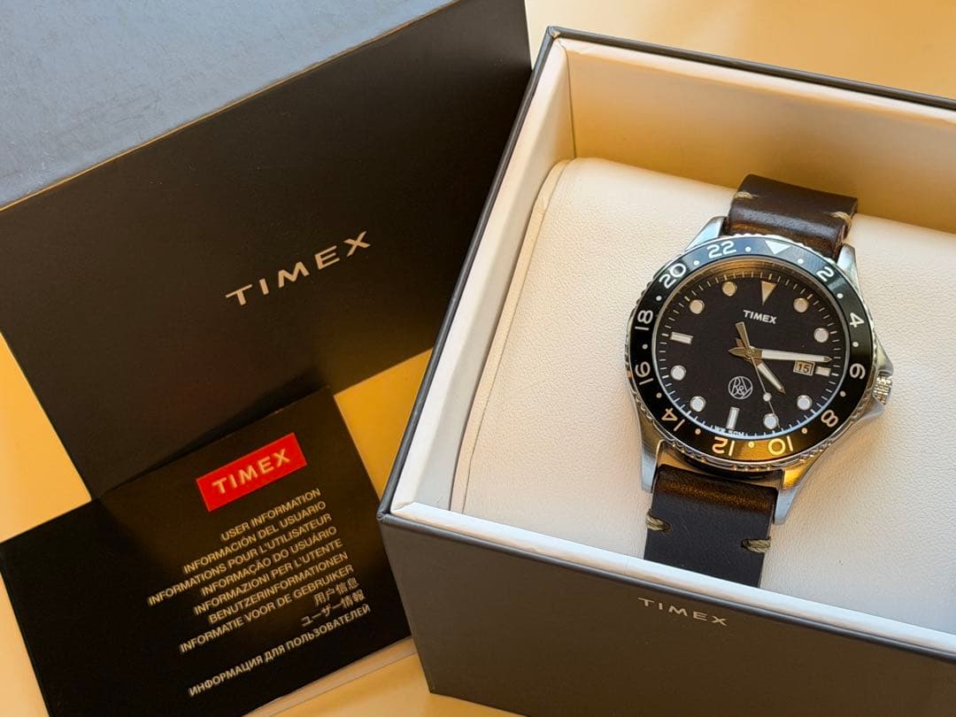 TIMEX B&Y/Timex/Limited/Collaboration/With-Horween-Leather/Box-Dated Analog Men's Watch — Japanese