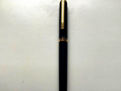 Used PILOT fountain pen with 14K gold nib showing minor scratches and no visible damage