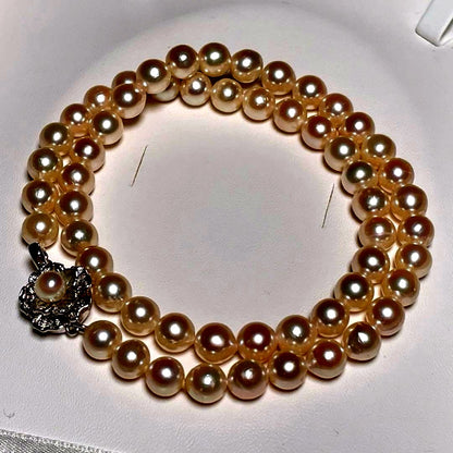 Akoya pearl necklace with 7.0-7.4mm semi-round white pearls on a 43.7cm silver chain