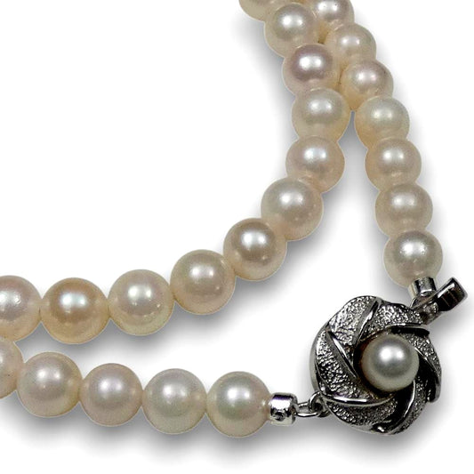 Akoya real pearl necklace with 6.0-6.5mm pearls and 42cm (16.5 in) length displayed on white background