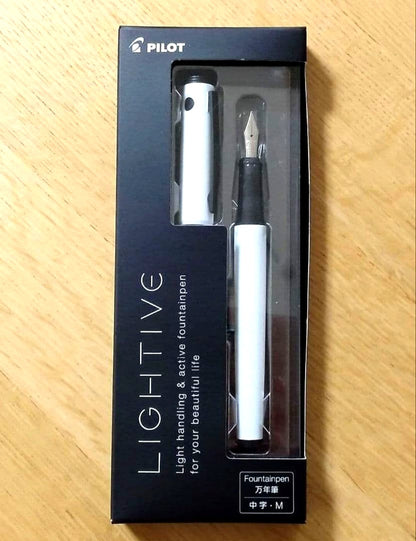 Pilot Livit Lightive fountain pen in Active White with medium nib and sleek design