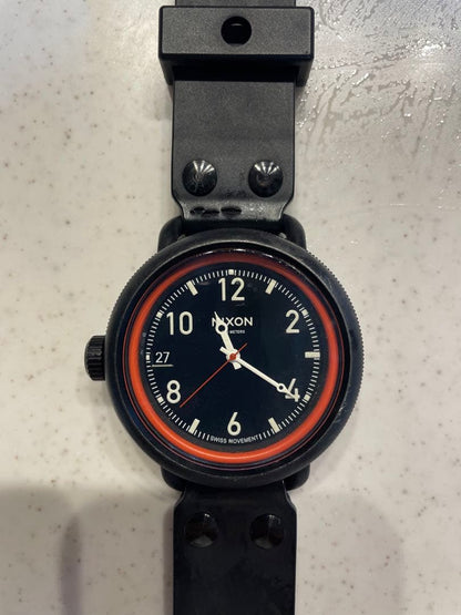 NIXON Series Men's Watch — Japanese