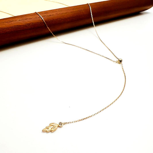 agete K10 gold Y-shaped lariat necklace with leaf diamond pendant and adjustable 60.5 cm chain