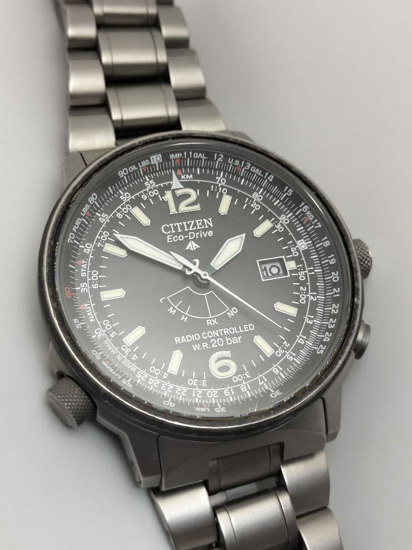 Citizen H411 Solar Men's Watch — Japanese