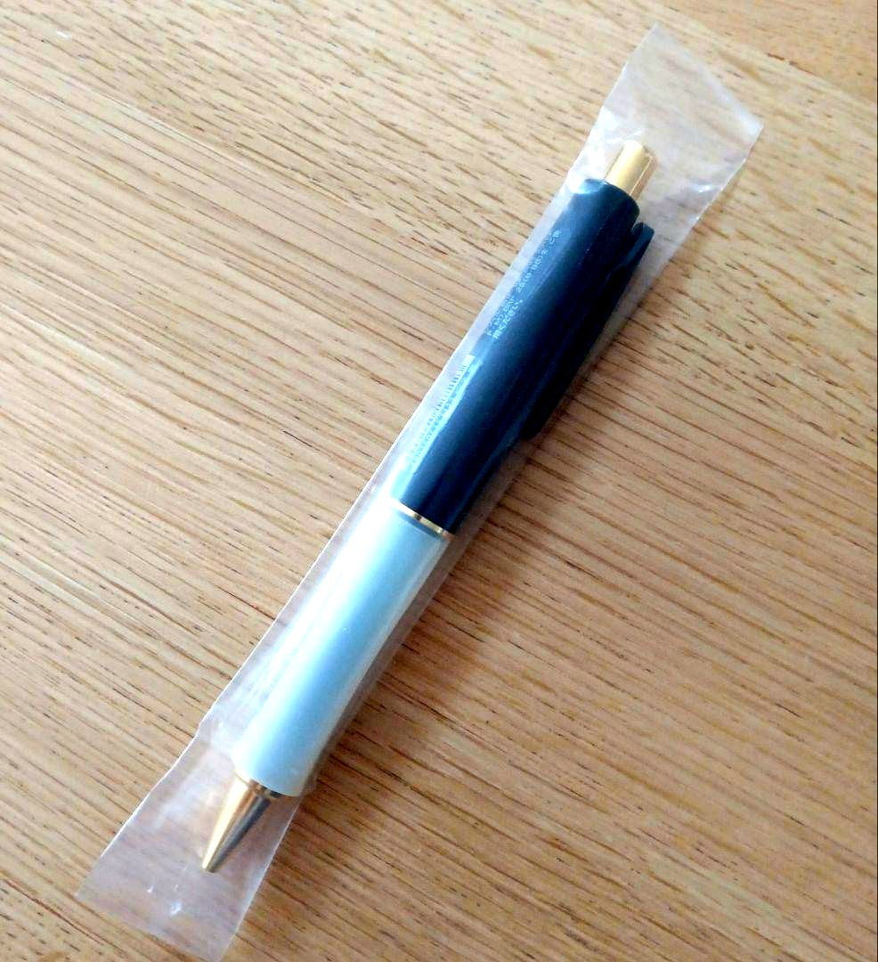 Pilot Dr. Grip fine tip black ballpoint pen with gold plating and black barrel, discontinued model