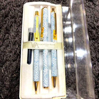 William Morris Collection pen set including ballpoint pen, mechanical pencil, and fountain pen in original box