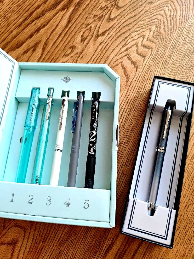 PILOT 4+1 RiDGE Series Multi-function Pen Special Edition with slim silver gradient design