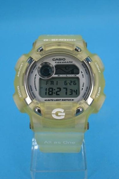 CASIO DW-8600K Digital Men's Watch — Japanese