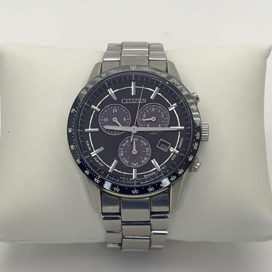 Citizen V157-0BX0 Quartz Men's Watch — Japanese