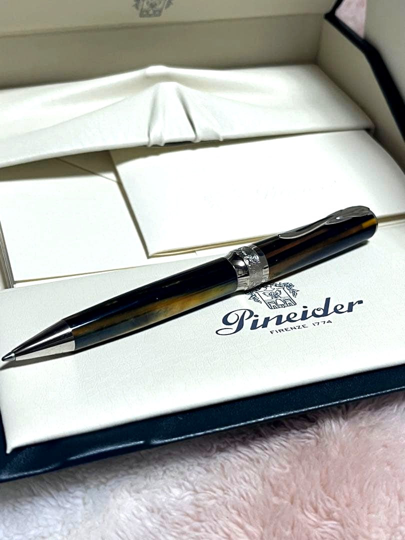 Pineider La Grande Bellezza Arco Blue Bee limited edition twist ballpoint pen with marbled resin body and marine steel clip