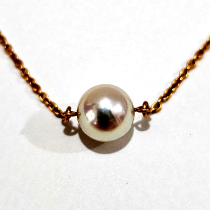 Law Tassaki pearl necklace with 8mm pearl pendant in 18K yellow gold, 36cm chain length, vintage 2000s-2013