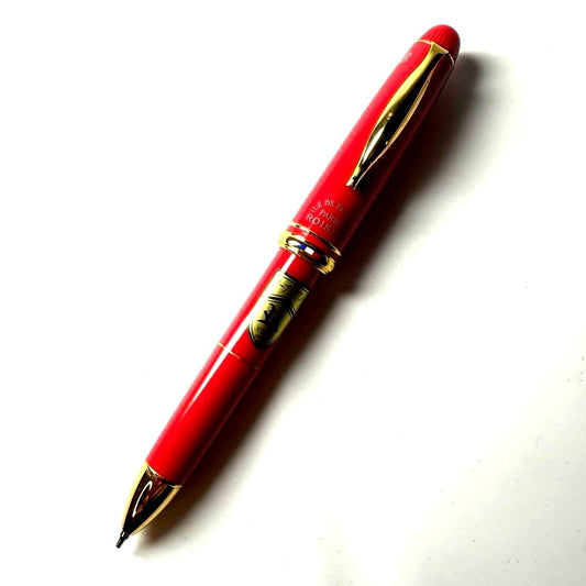 Pilot Roissy Two Plus One pink pen showing pen body with eraser and refill